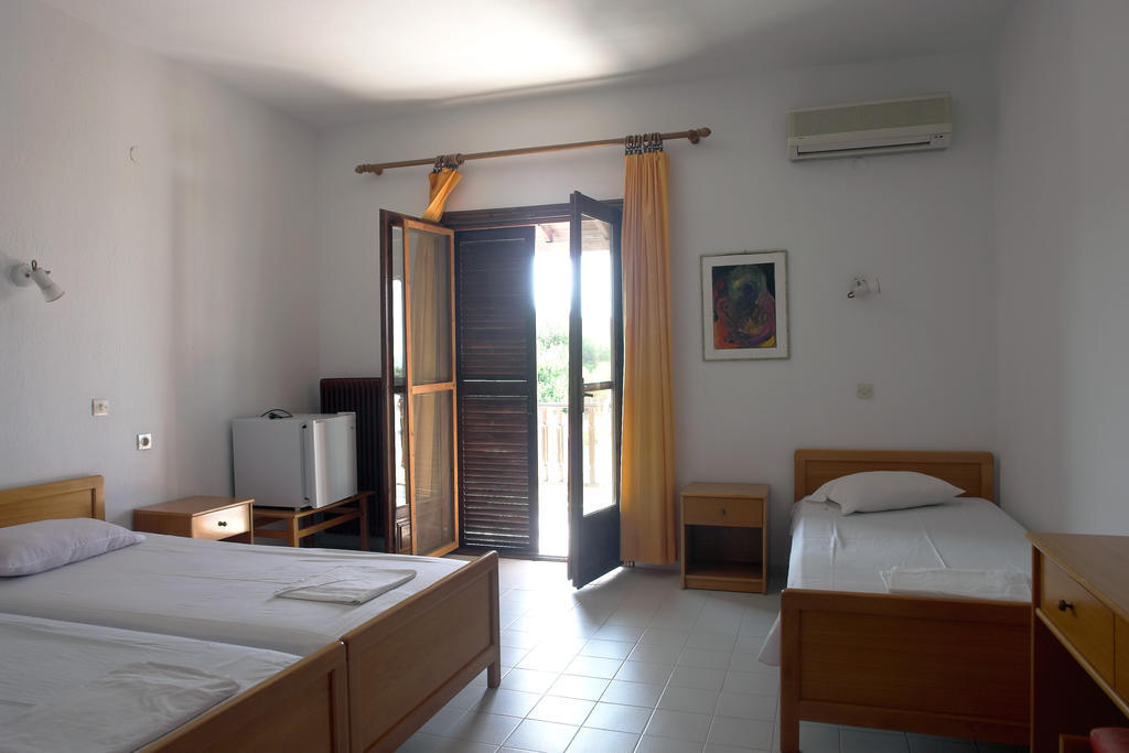Art Hotel Panorama Pyrgadikia Room photo